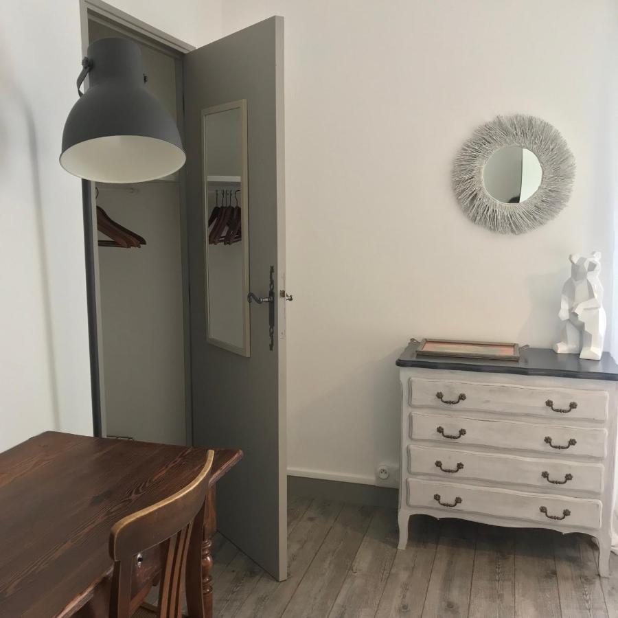 Chambres D'Hotes Et Gites Le Mas Mellou Оранж Екстериор снимка