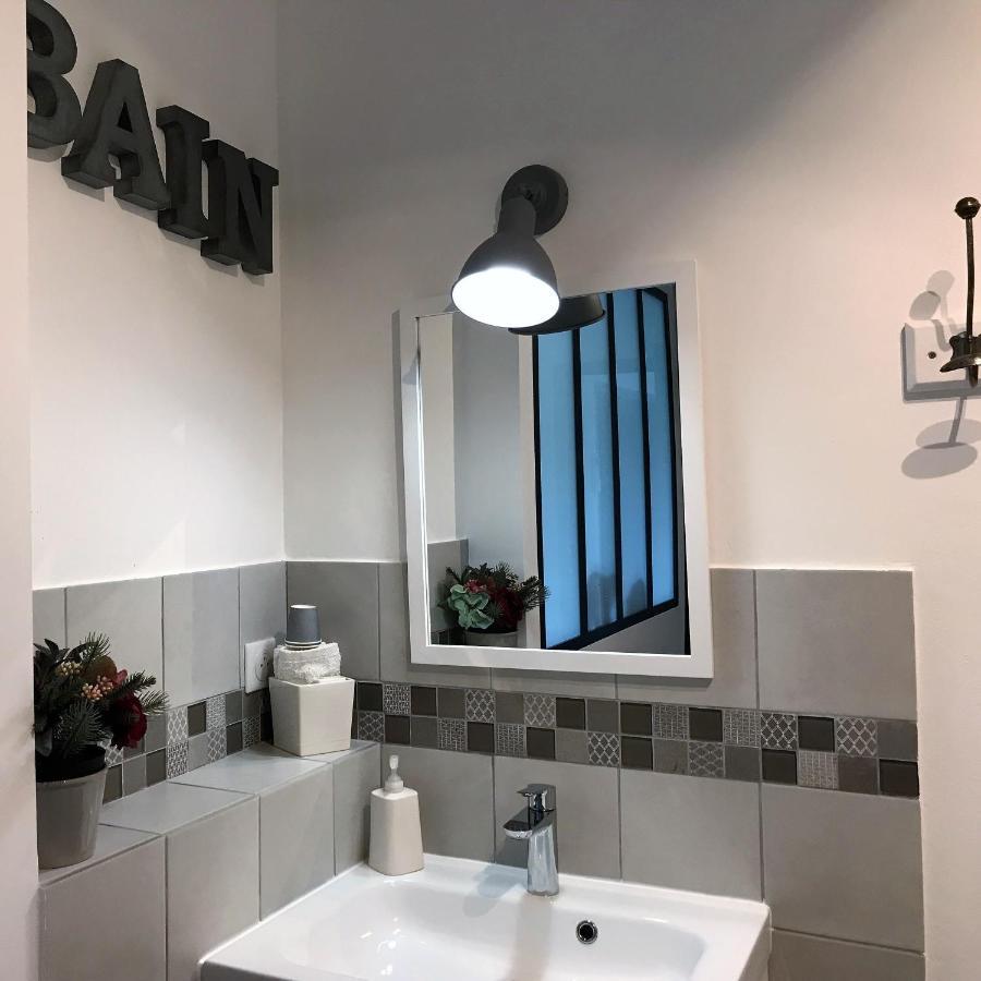 Chambres D'Hotes Et Gites Le Mas Mellou Оранж Екстериор снимка